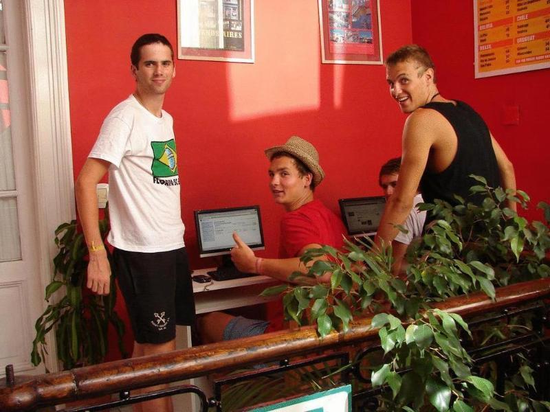 Hostel Inn Buenos Aires Extérieur photo